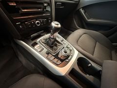 AUDI A4 Ambiente S-Line  Navi PDC SHZ DSP