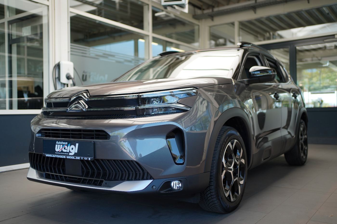 Fahrzeugabbildung Citroën C5 Aircross BlueHDi 130 EAT8 Max Automatik Navi