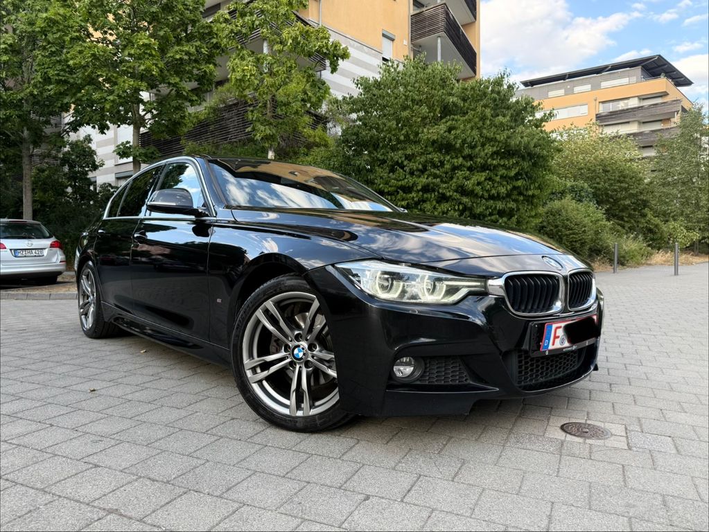Image of BMW 330