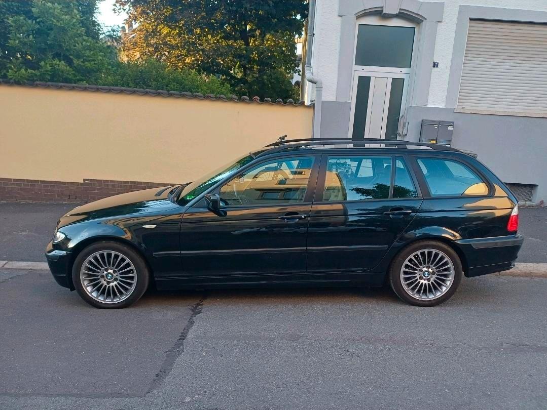 BMW 316, 2004