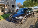 Volkswagen Tiguan Life. 1.Hand /70.000 km / Mwst/ Navi/EU6 - Volkswagen Tiguan Eu mit Diesel-Antrieb