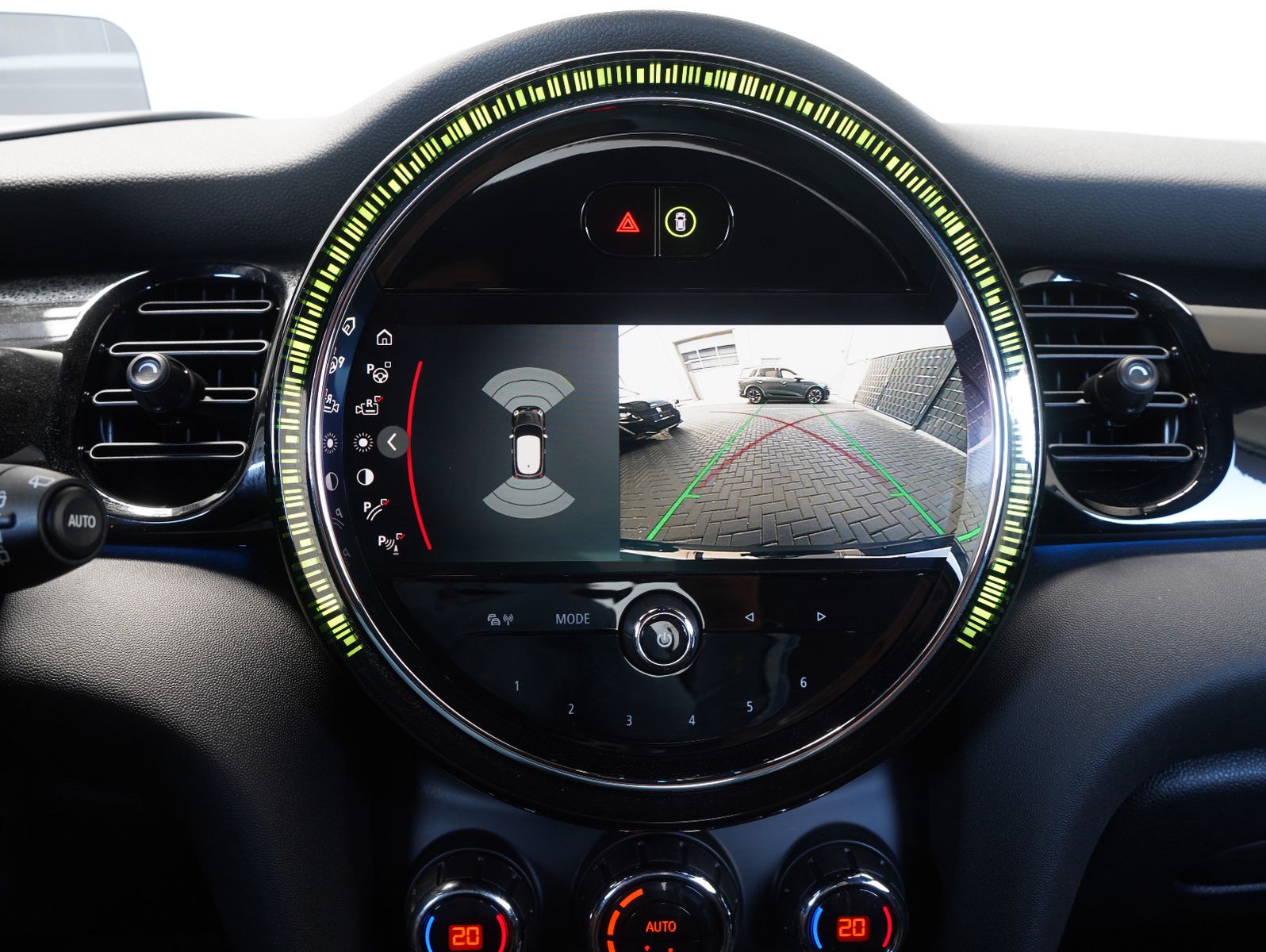 Fahrzeugabbildung MINI Cooper SE Classic Trim YOURS/LED/NAVI/WÄRMEPUMPE