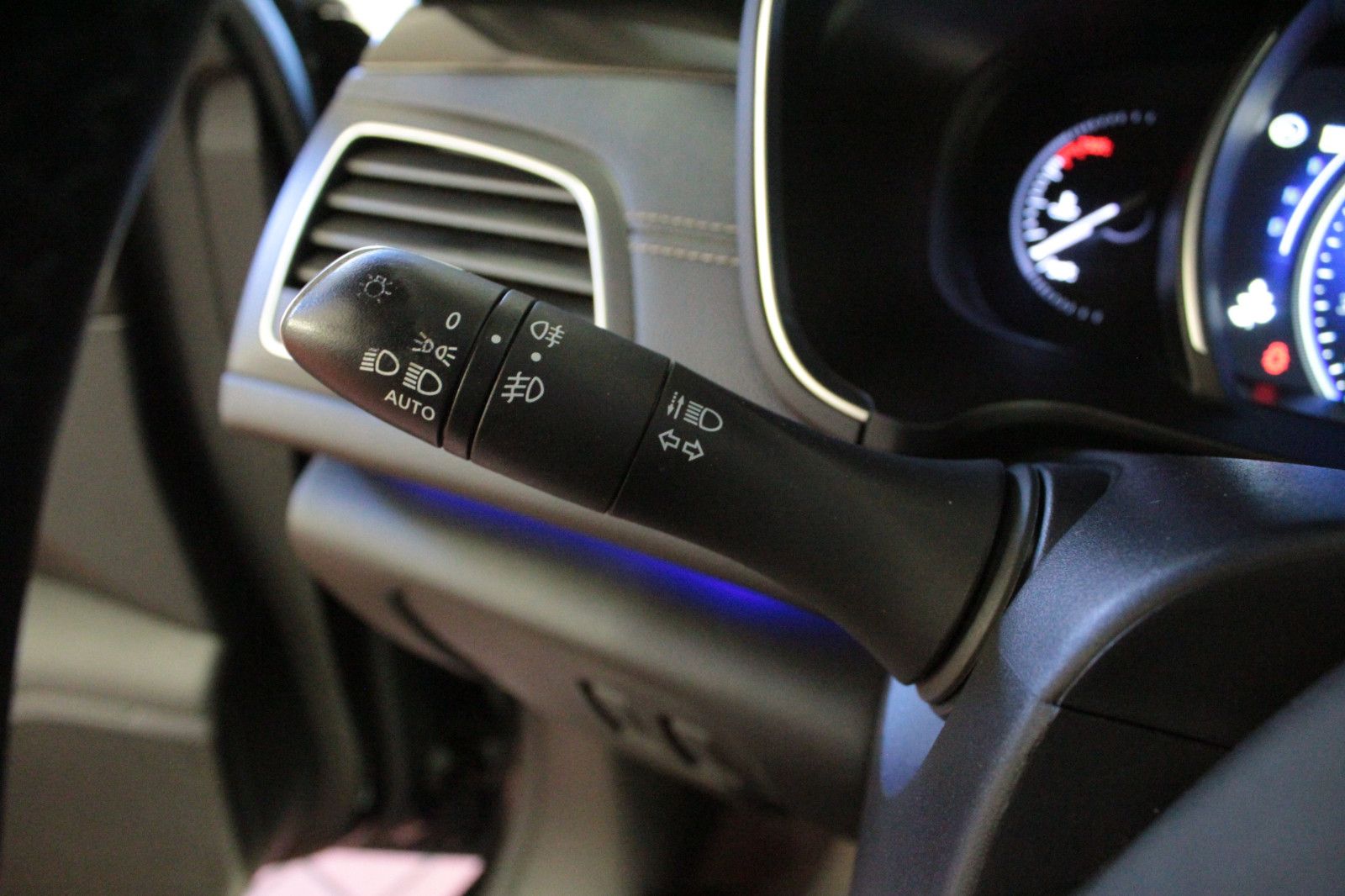 Fahrzeugabbildung Renault Talisman ENERGY TCe 200 EDC Intens Grandtour