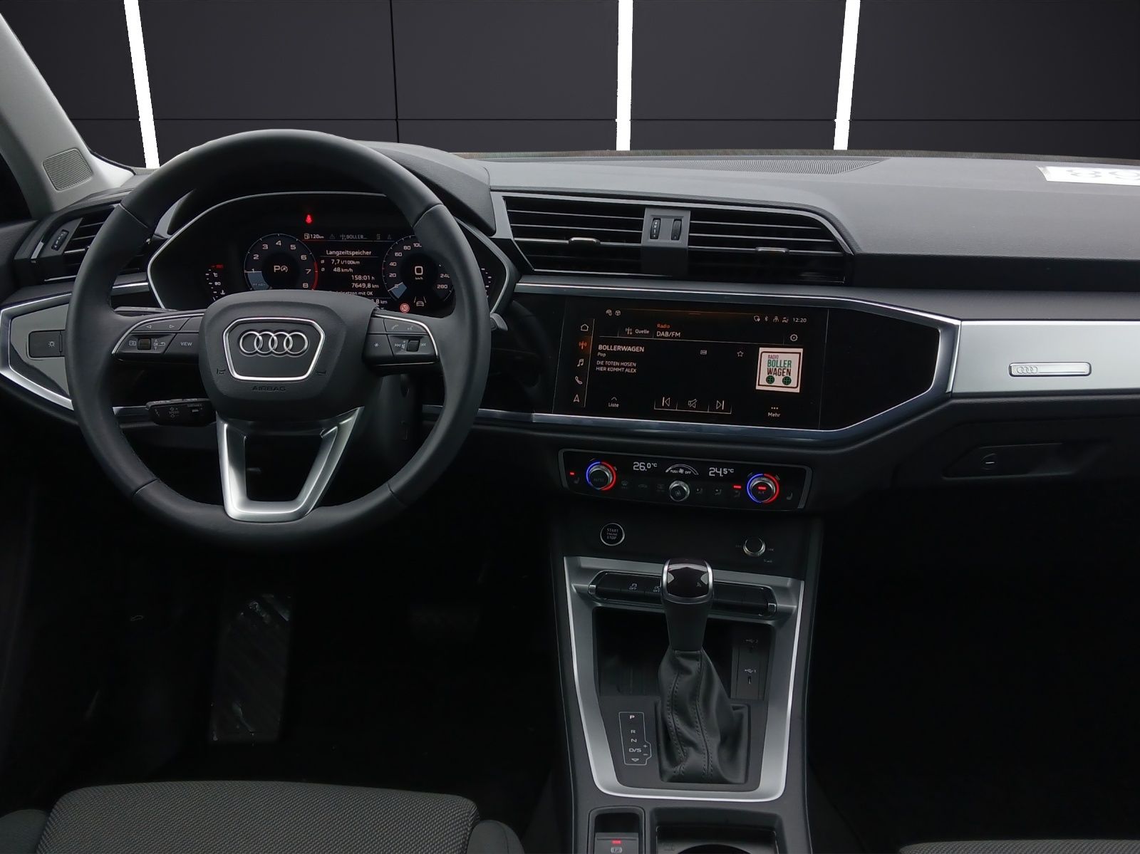Fahrzeugabbildung Audi Q3 35 TFSI advanced LED Navi SHZ AHK ACC AVC