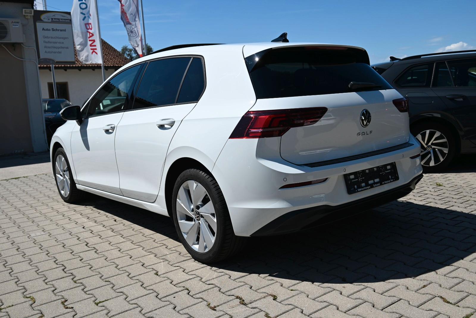 Volkswagen Golf VIII Lim. 1.5 TSI Life/Panorama/AHK/ACC, миниатюра 11