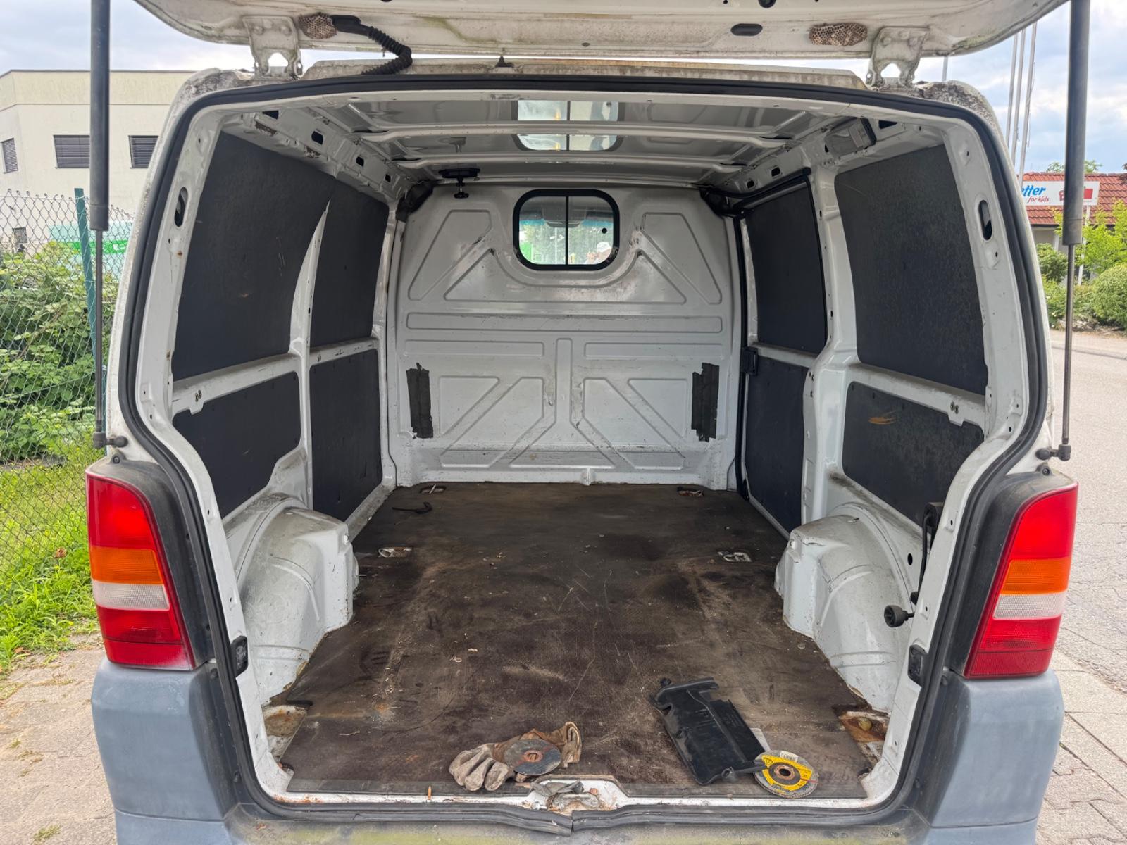 Mercedes-Benz Vito. 110CDI