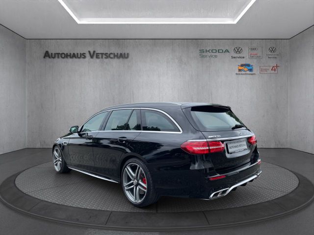 E Klasse E 63 S AMG 4Matic Bluetooth Navi LED