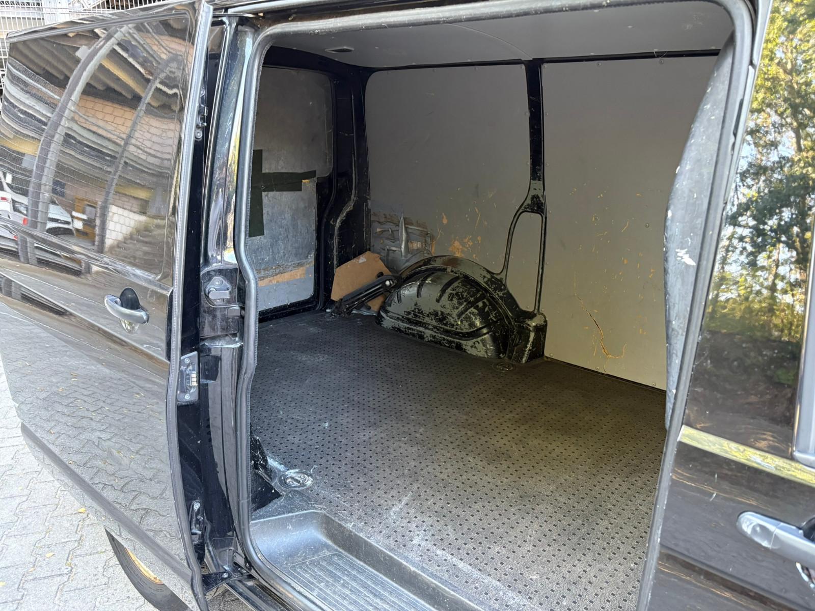 Volkswagen T6 Transporter Kasten/Kombi | 1. Hand