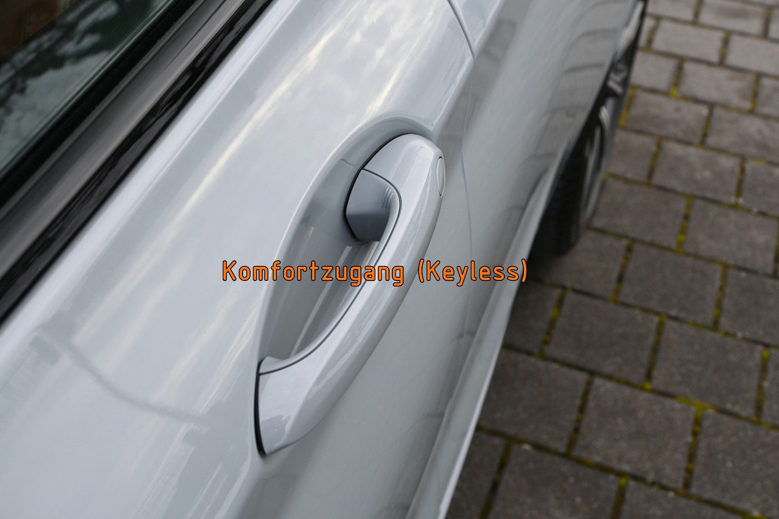 Fahrzeugabbildung BMW X4 xDr30d M SPORT °UVP 96.290€°AHK°M-SITZ°STHZG°