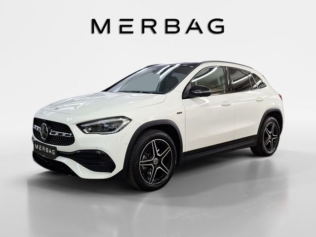 MERCEDES-BENZ GLA 250 e AMG Night Pano 360° Multibeam Navigati