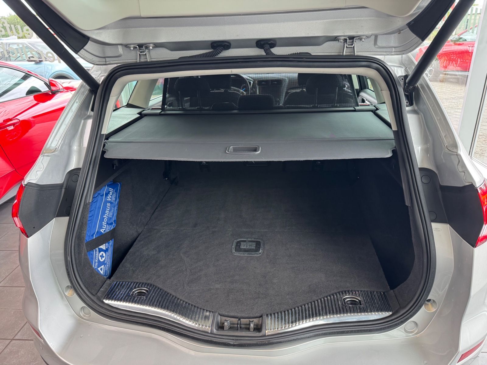 Fahrzeugabbildung Ford Mondeo Turnier Trend