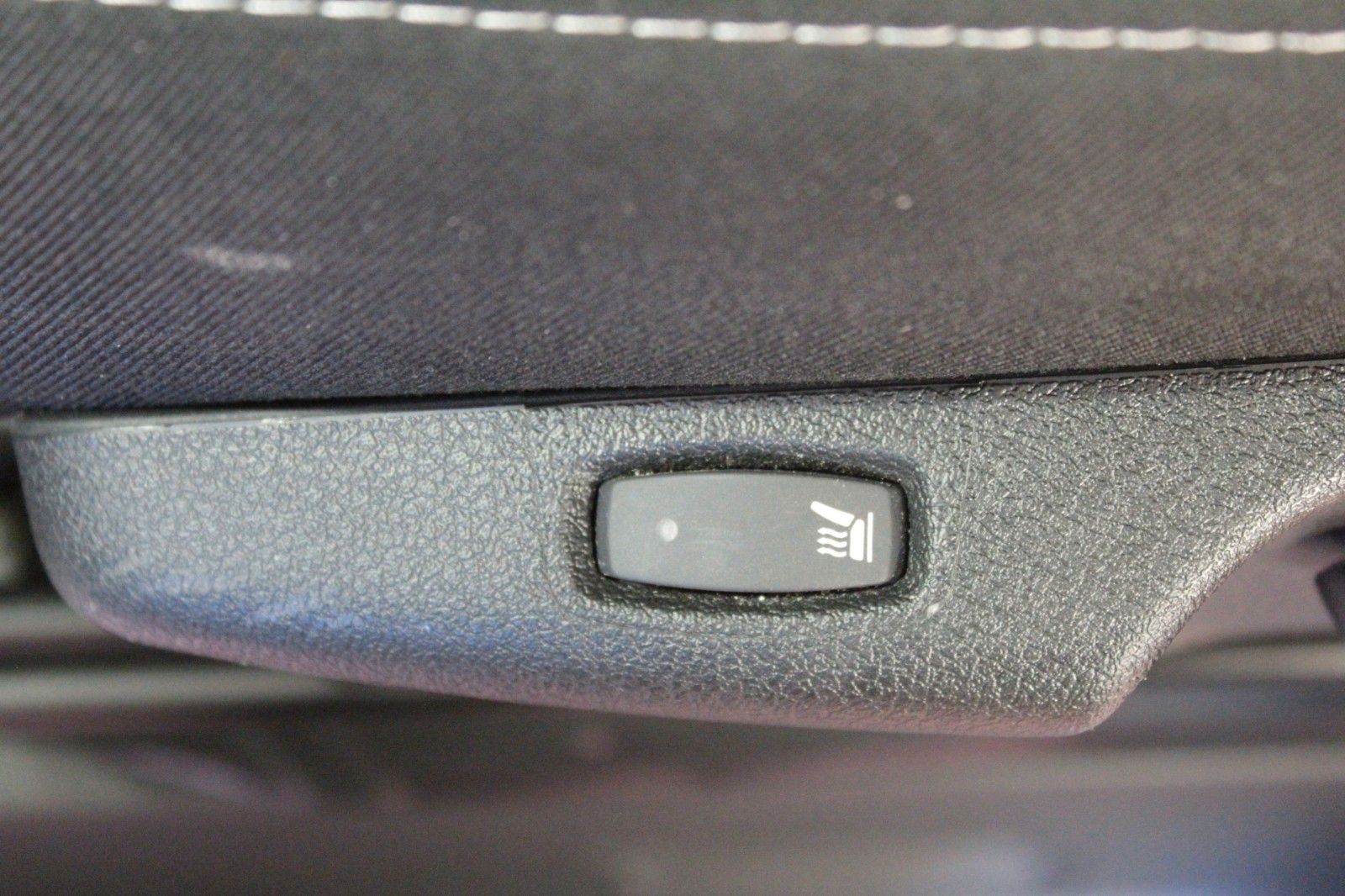 Fahrzeugabbildung Renault Trafic Blue dCi 150 EDC Evo*Automatik*8-Sitzer*