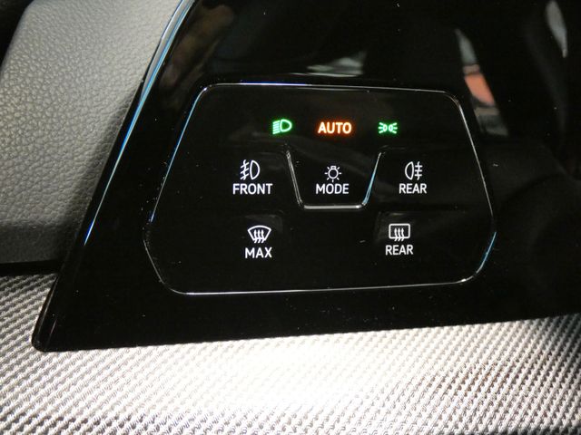 Golf VIII Lim. 2.0 TSI GTI PANO HUD 360° AHK