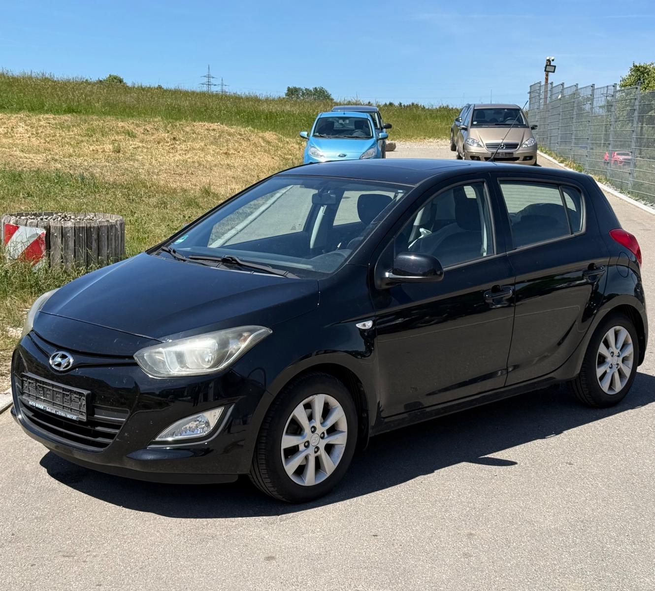 Hyundai i20 1.2 *EURO.5*KLIMA*S-DACH*83.000 KM*TÜV 11/27