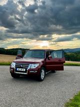 Mitsubishi Pajero 3,2 DI-D 4WD Plus Automatik Plus - Mitsubishi: 7sitzer
