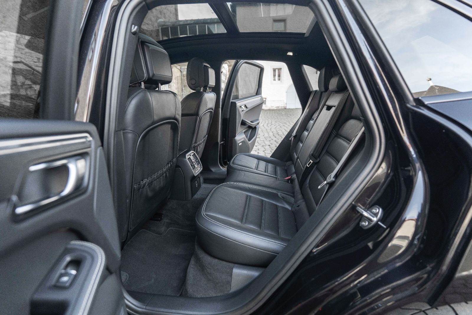 Fahrzeugabbildung Porsche Macan GTS PDLS+ KAM SPORT CHRONO LED PANO LUFT