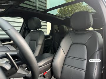 Porsche Cayenne - 5