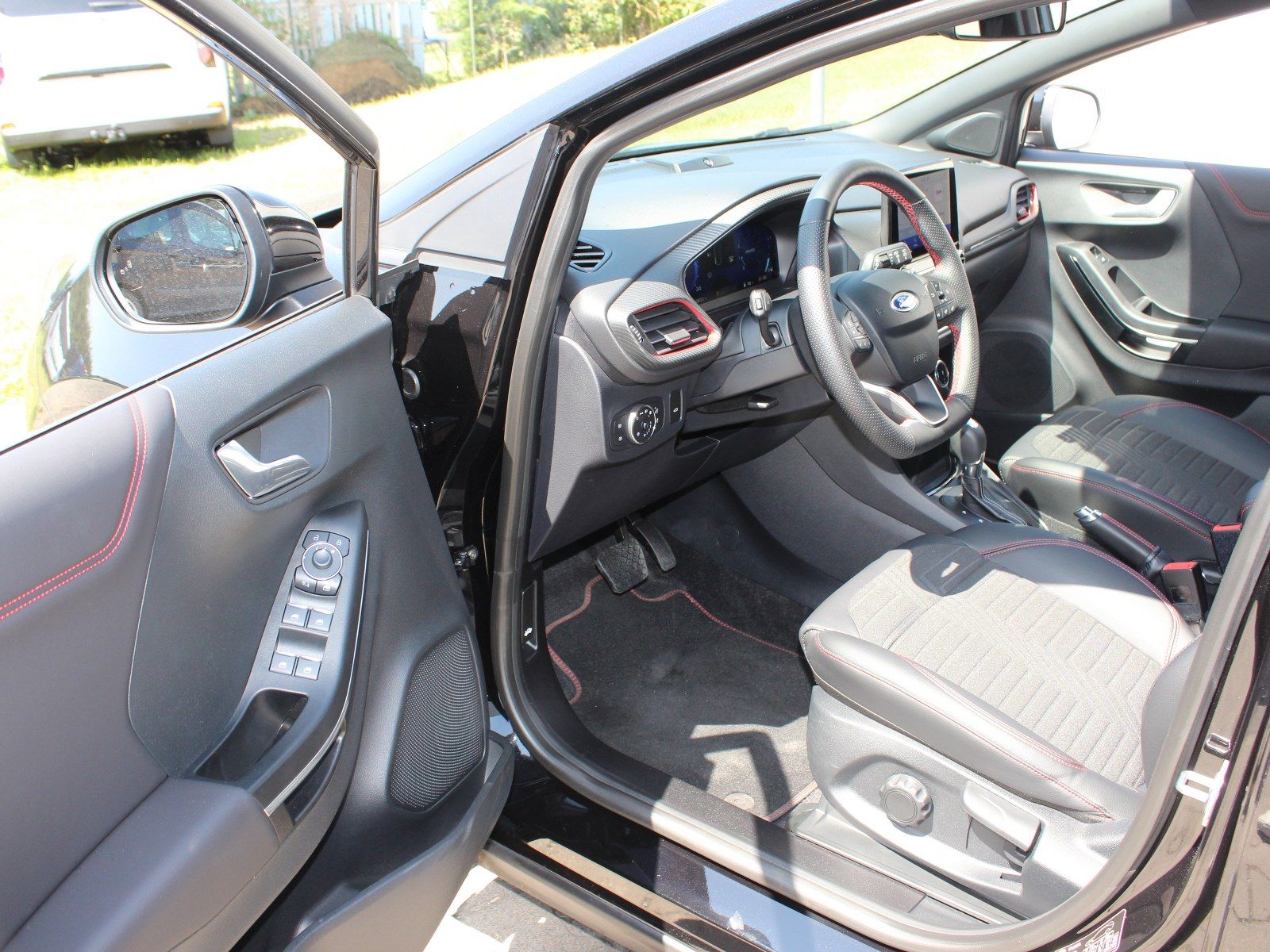 Fahrzeugabbildung Ford Puma ST-Line X 1,0 EcoBoost Mild Hybrid