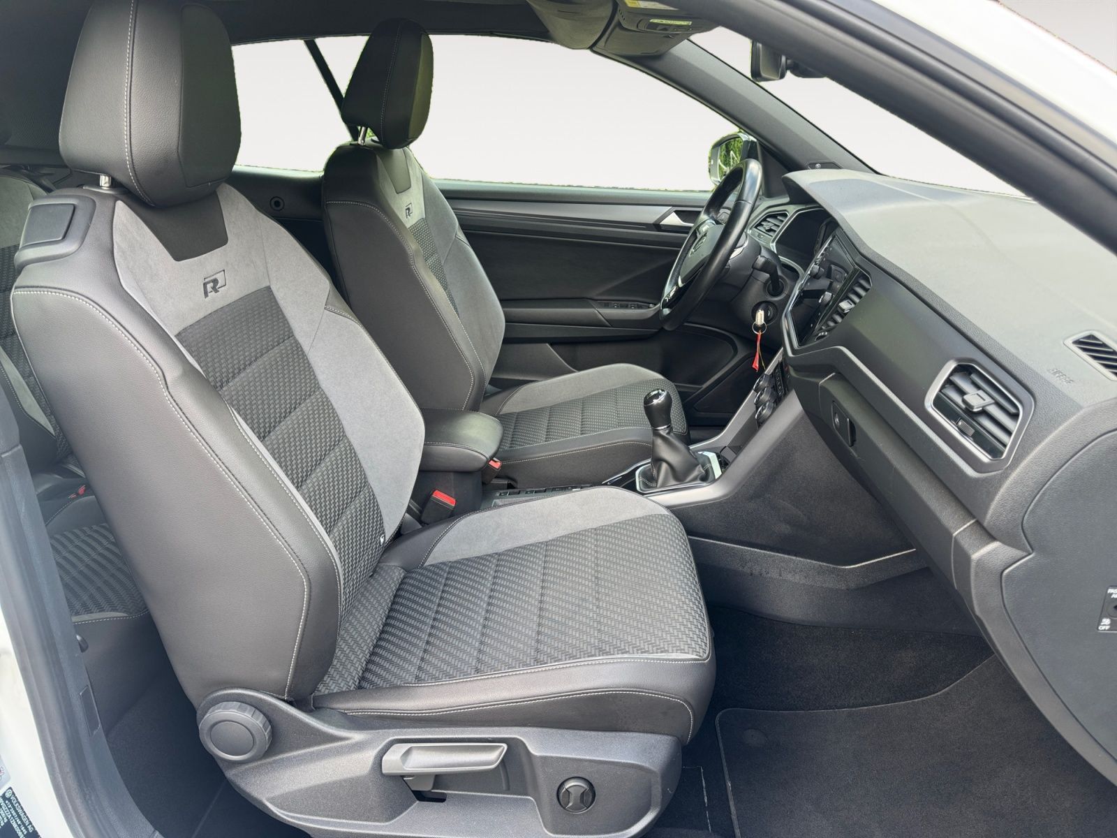 Volkswagen T-Roc - Bild 16