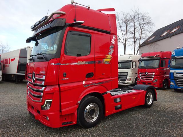 Mercedes-Benz Actros 1853 Vollaustattung