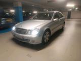 Mercedes-Benz MERCEDES-BENZ W203 C220 CDI SPORT EDITION - Mercedes-Benz C 220: Cdi Edition Sport
