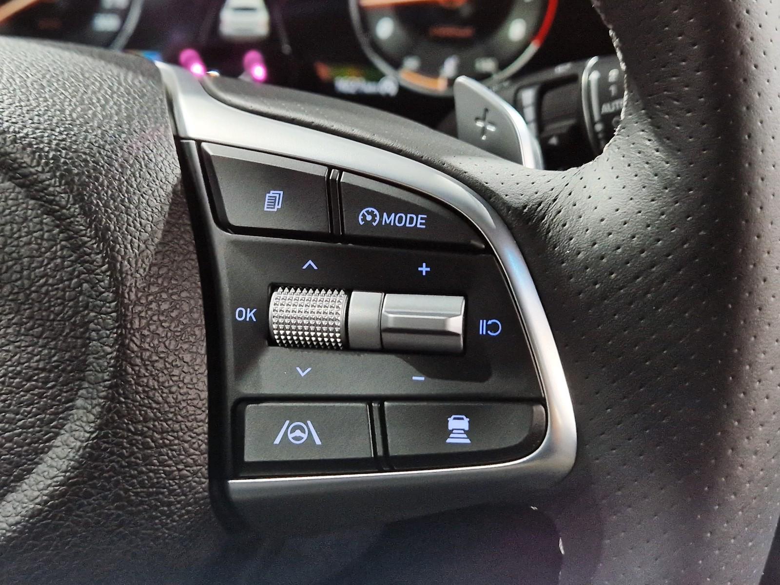 Genesis G70 2.0 T Luxury 4WD|AUTOM|5 *JAHRE*GARANTIE
