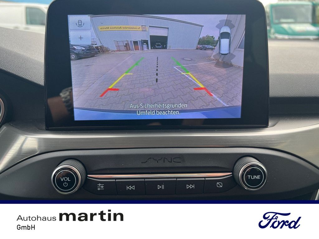 Fahrzeugabbildung Ford Focus 1.5 Titanium KAMERA NAVI ACC STANDHZ LED