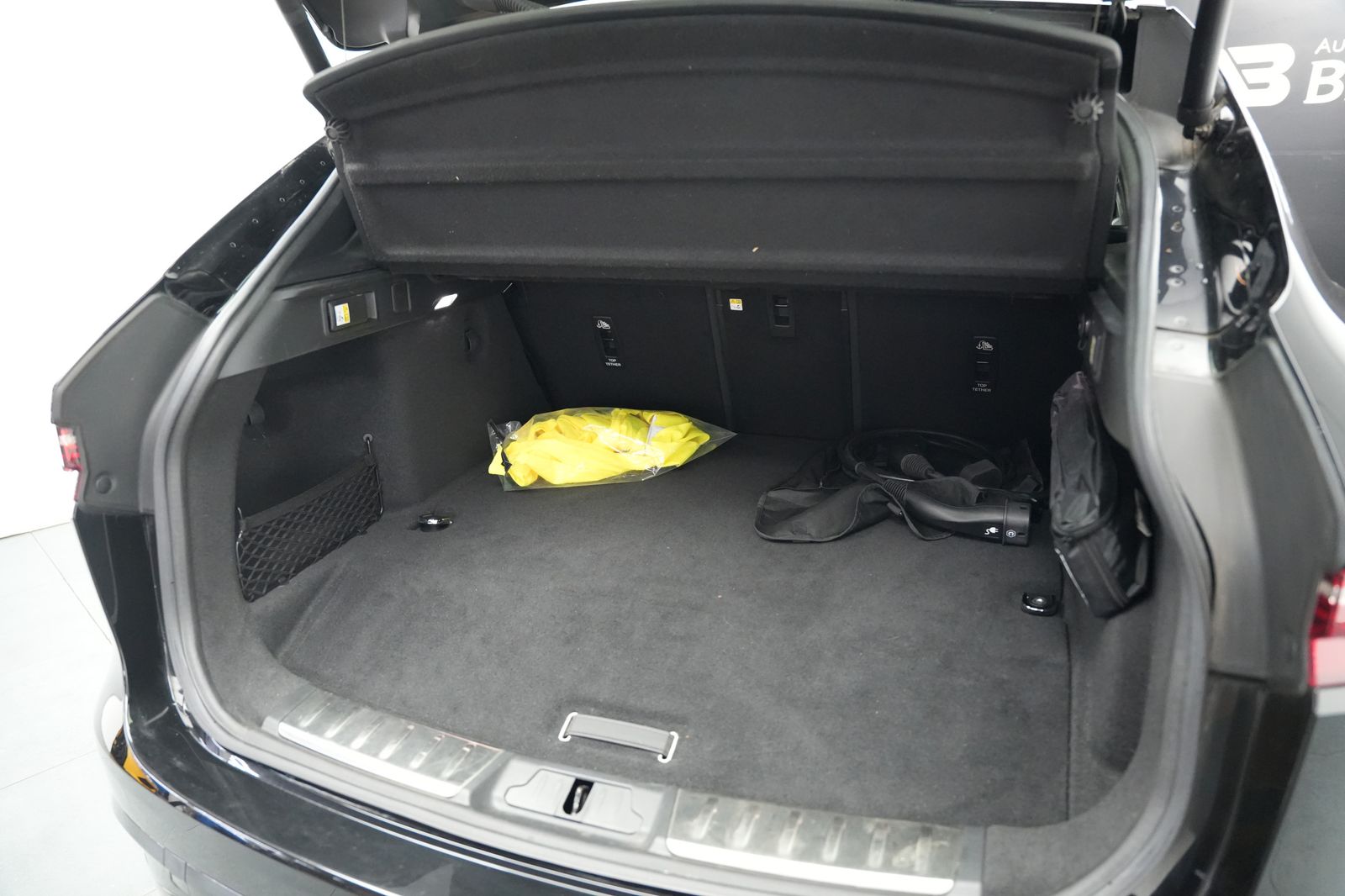Fahrzeugabbildung Jaguar F-PACE R-Dynamic S *Meridian*Ambiente*Alcantara