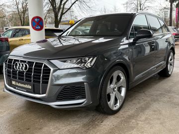 Audi Q7 - 1