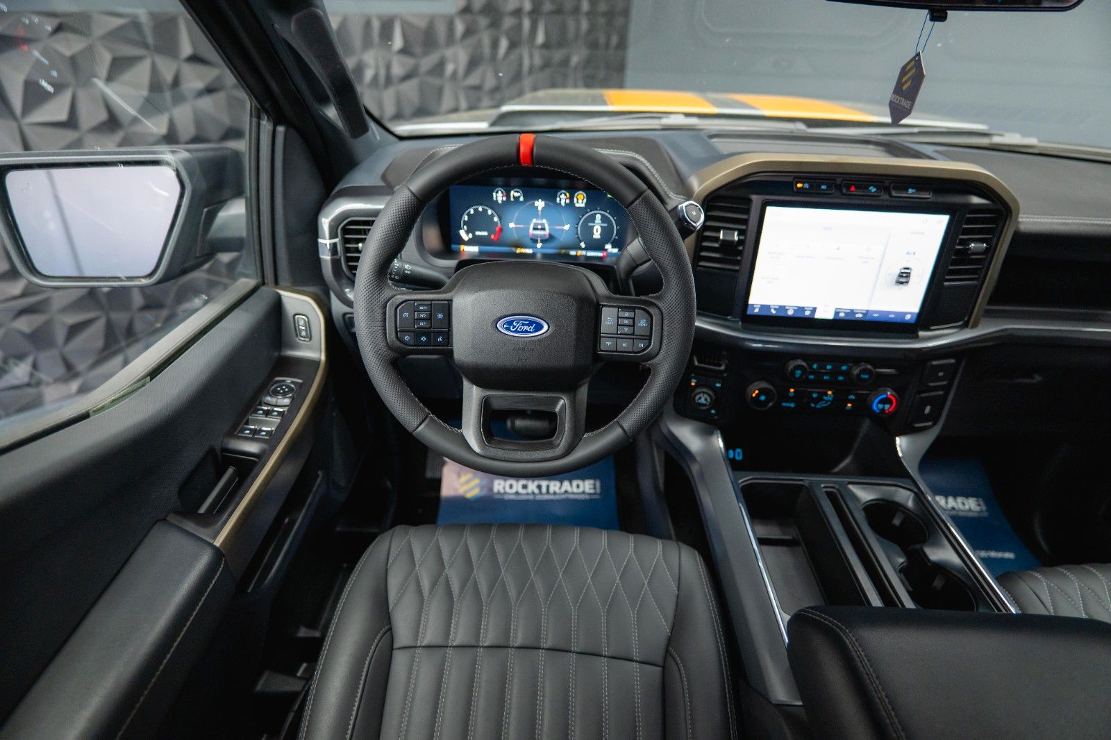 Fahrzeugabbildung Ford F150 5.0L V8 4x4 Offroad SuperCrew RAPTOR 19%