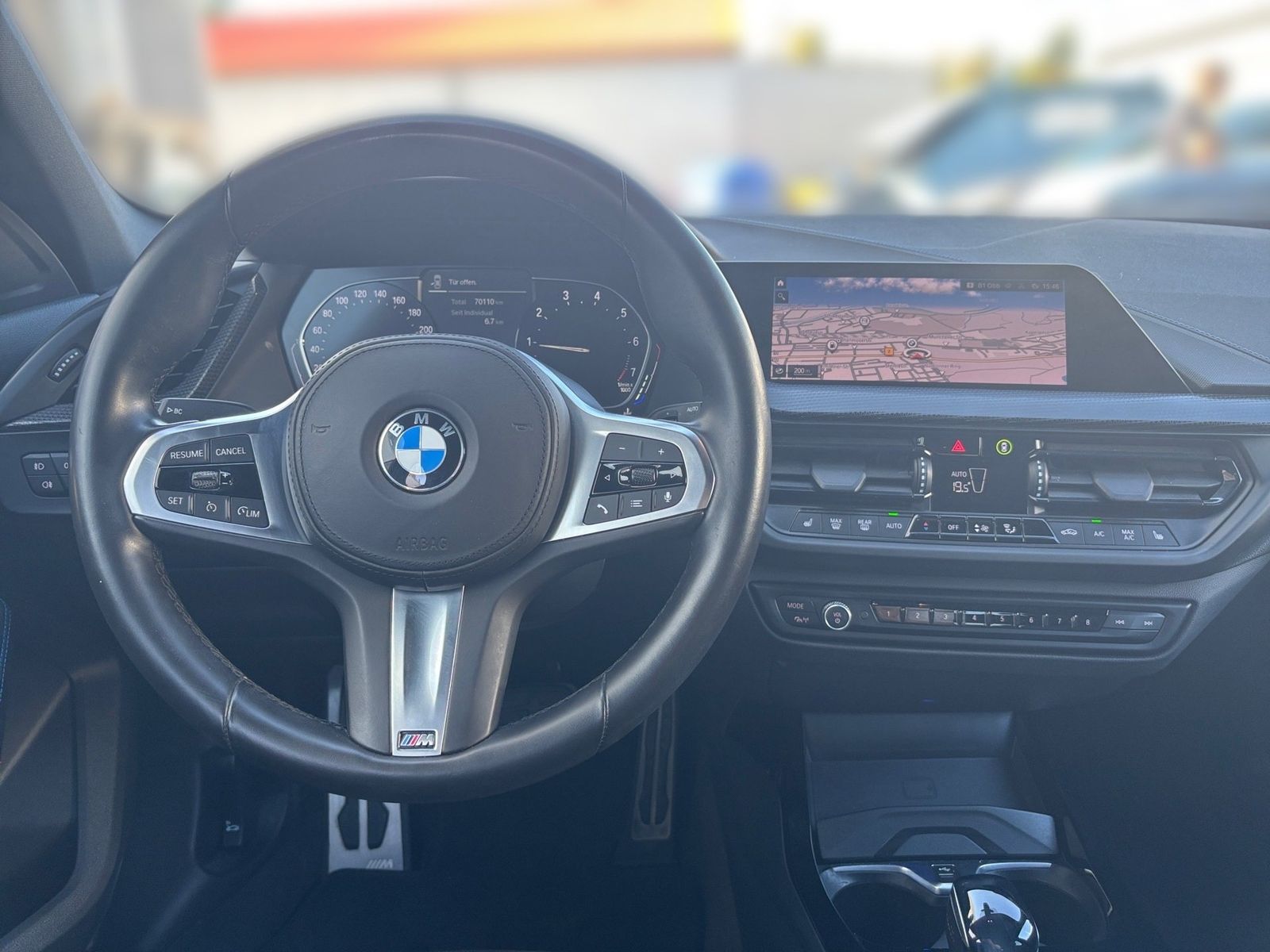 BMW 118i M Sport Aut. Navi LC Plus LED WLAN 18´´ imagem 3