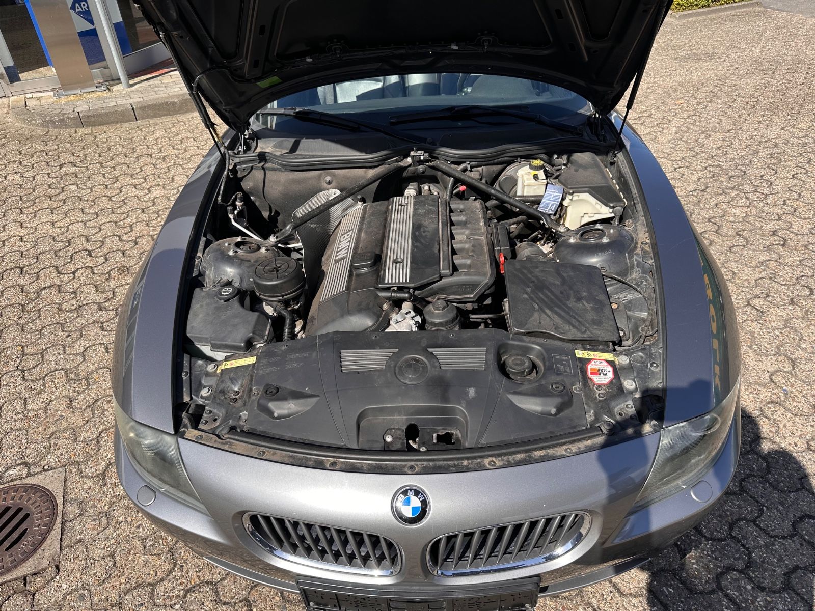 Fahrzeugabbildung BMW Z4 Roadster 2.2i Xenon/Leder/GRA/HiFi/PDC/Klima