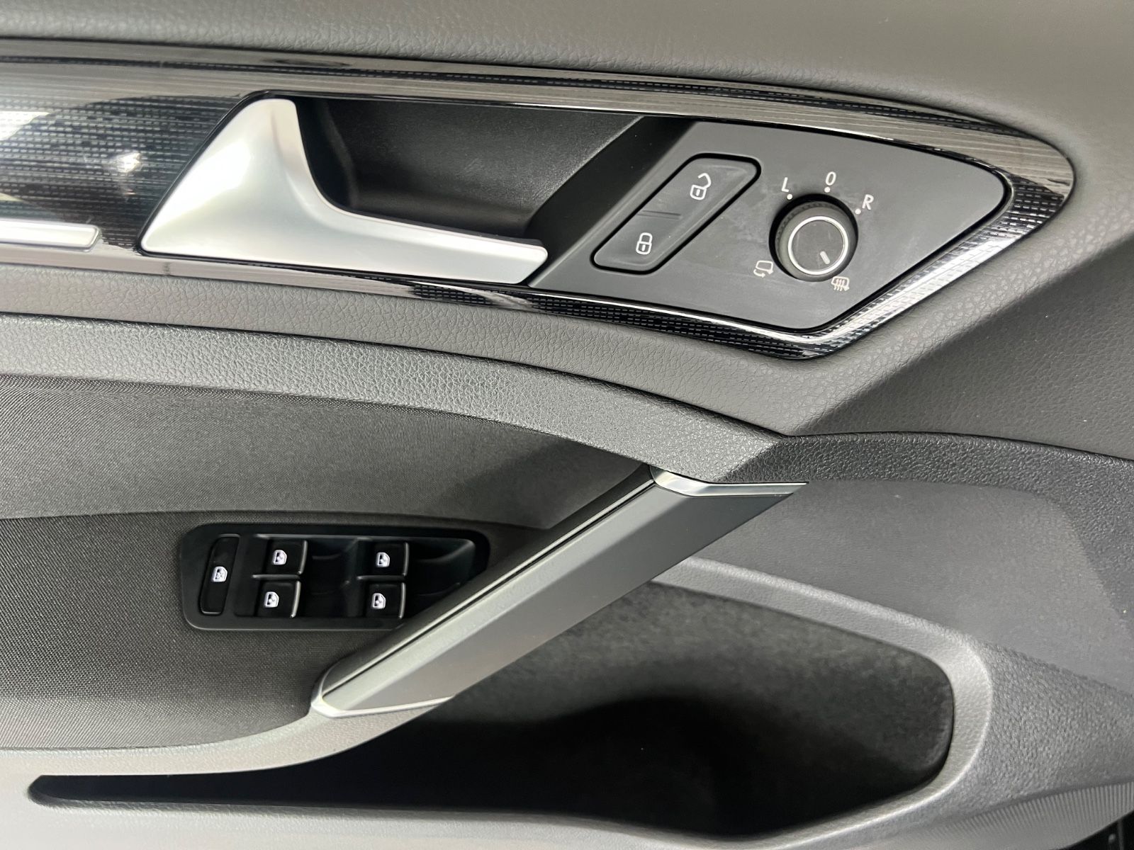Fahrzeugabbildung Volkswagen Golf VII Variant Highline*Automatik