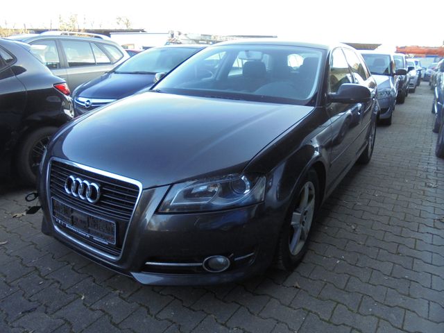 Audi A3 1.6 TDI. 1Hand. Euro5.