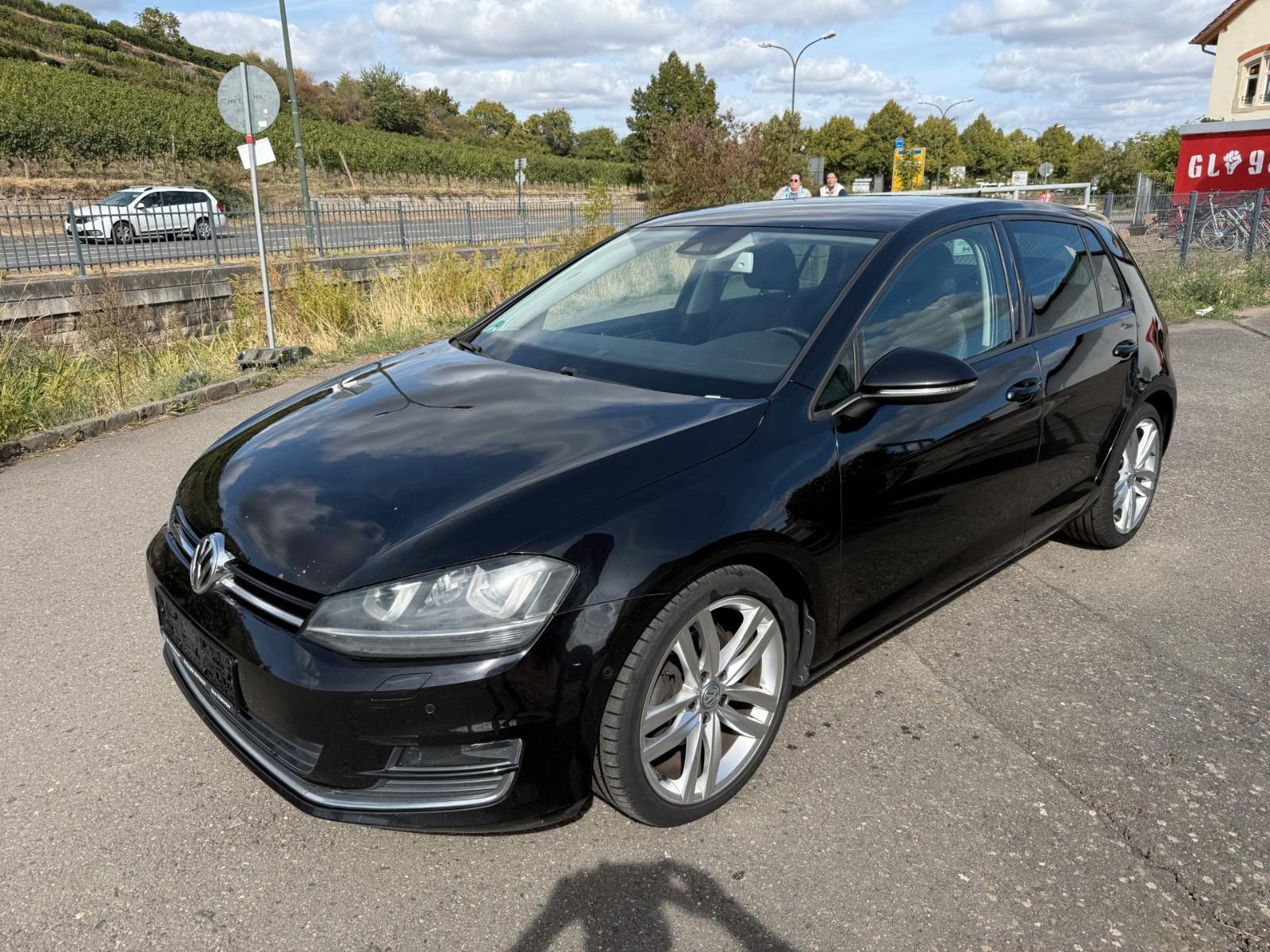 Volkswagen Golf VII Lim. Highline DSG BMT