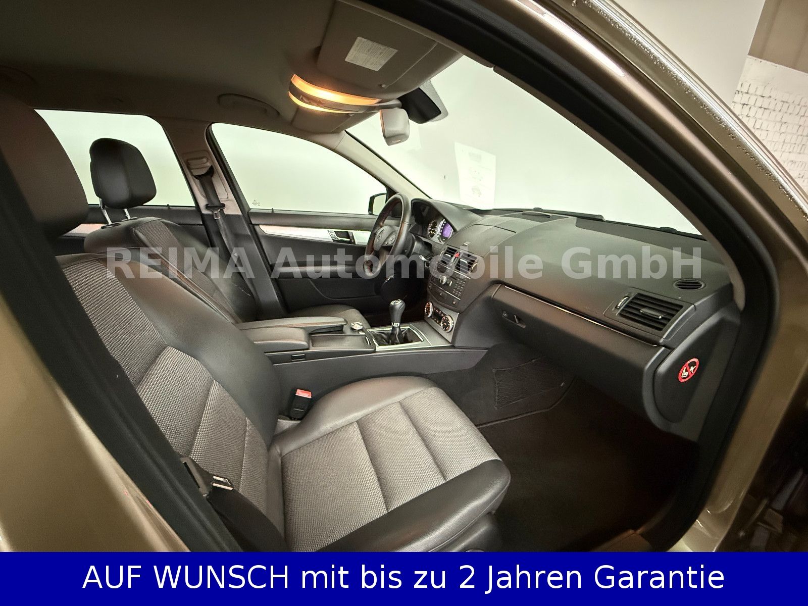 Fahrzeugabbildung Mercedes-Benz C 200 Kombi Avandgarde, Klima, Navi