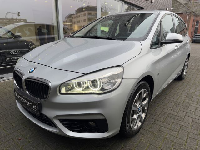 BMW 220i Gran Tourer Sport Line PANO Kamera Navi+HUD