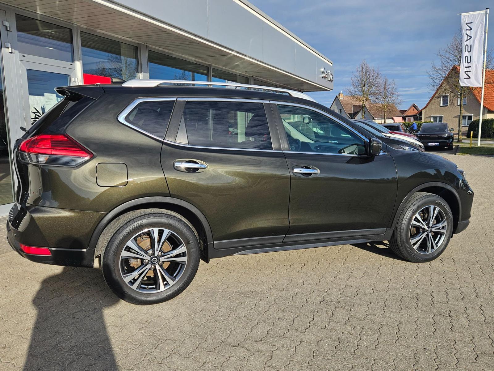 Nissan X-Trail 1.6 DIG-T N-Connecta 4x2 AHK Navi Kamera