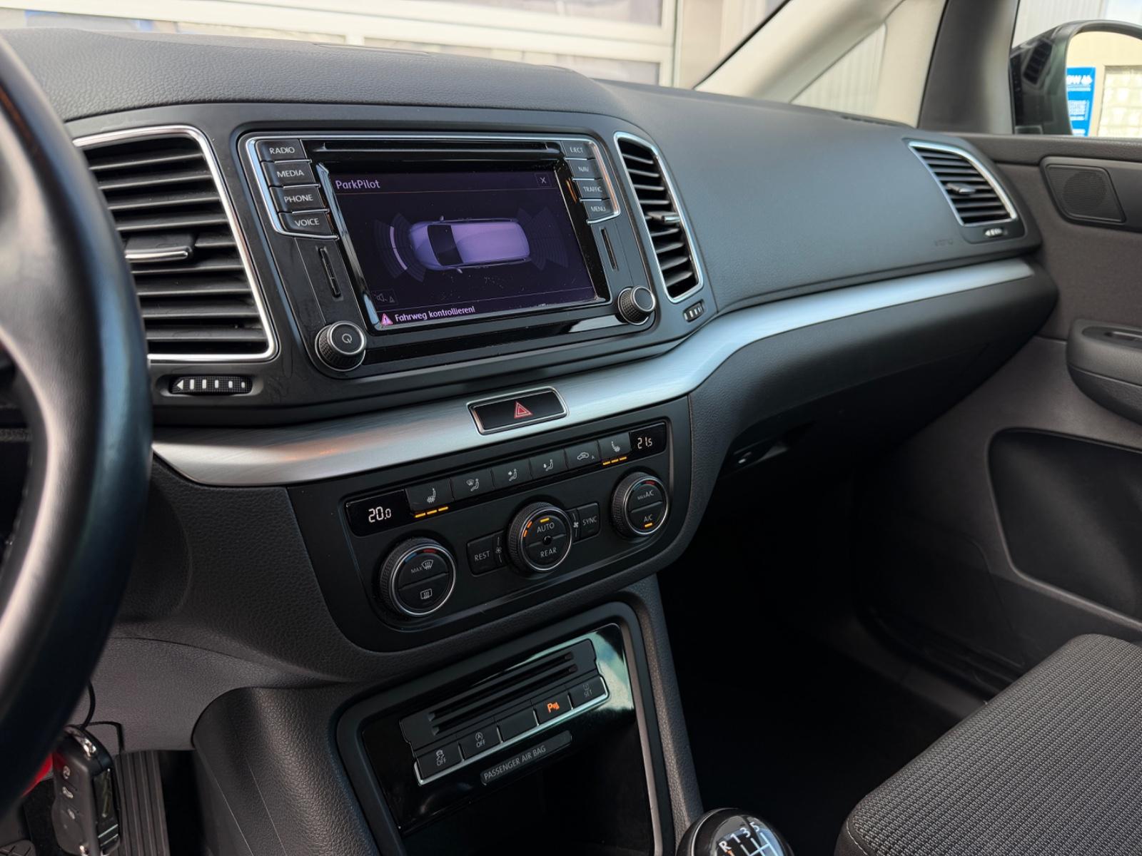 Volkswagen Sharan Comfortline|Navi|7Sitze|AHK|Alu|