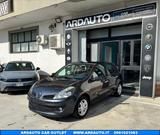 Renault Clio 1.5 dci Luxe 85 cv - Renault Clio aus 2005: Dci