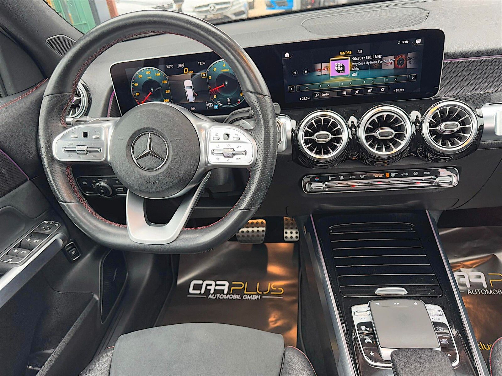 Fahrzeugabbildung Mercedes-Benz GLB 250 4Matic AMG Line Night Paket *Pano*ACC*