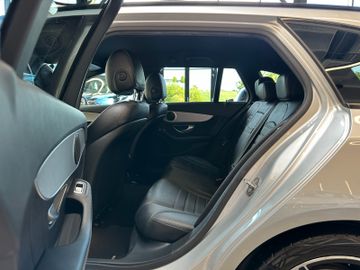 MYAUTOCENTER – Gebraucht- und Jahreswagen mit Werkstattservice in Pfaffenhofen Mercedes-Benz C 400 T *4Matic*AMG*LED*Airmatic*