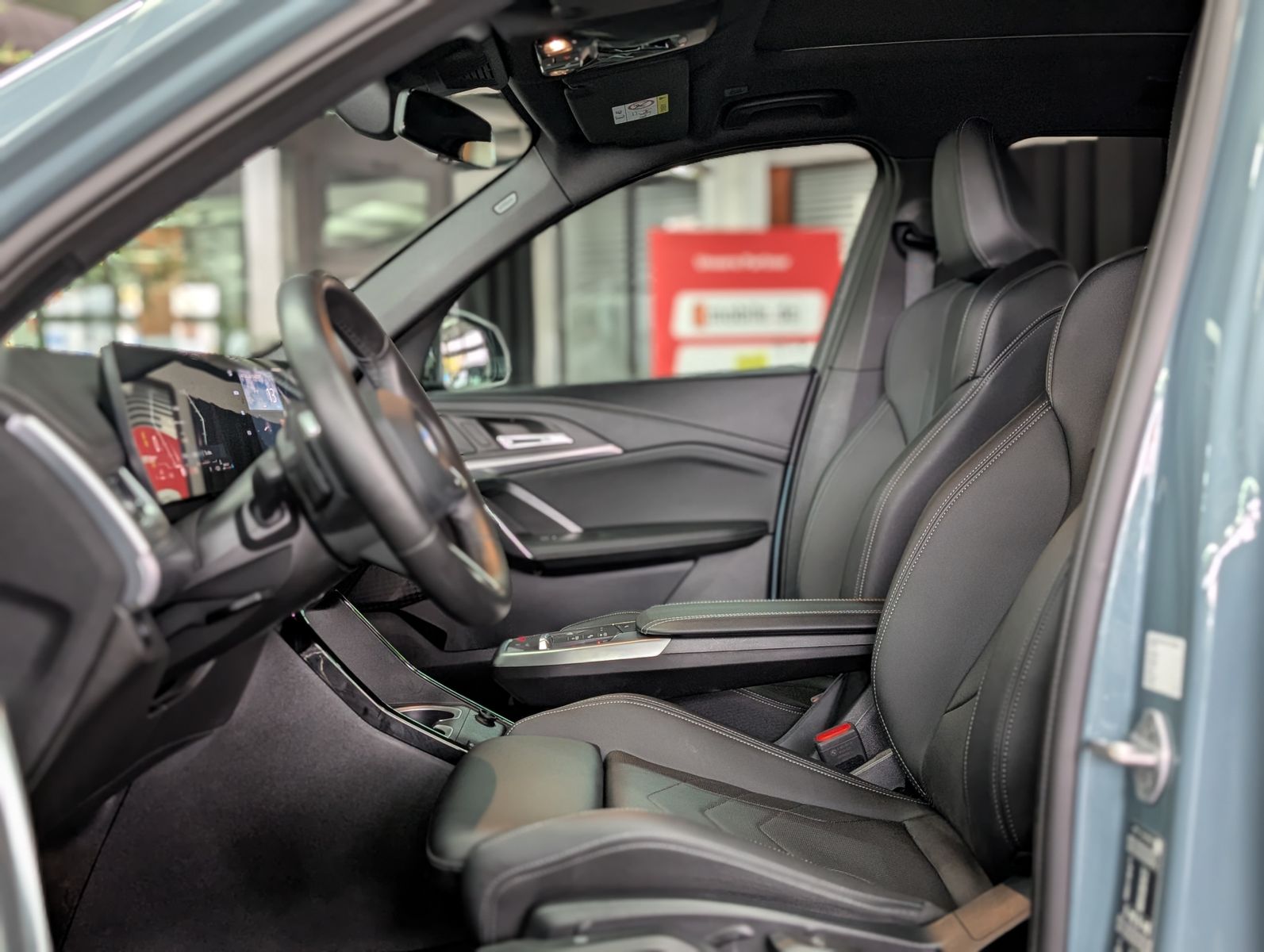 Fahrzeugabbildung BMW X1 18 d sDrive M Sport SHADOW AHK PANO KAM LEDER