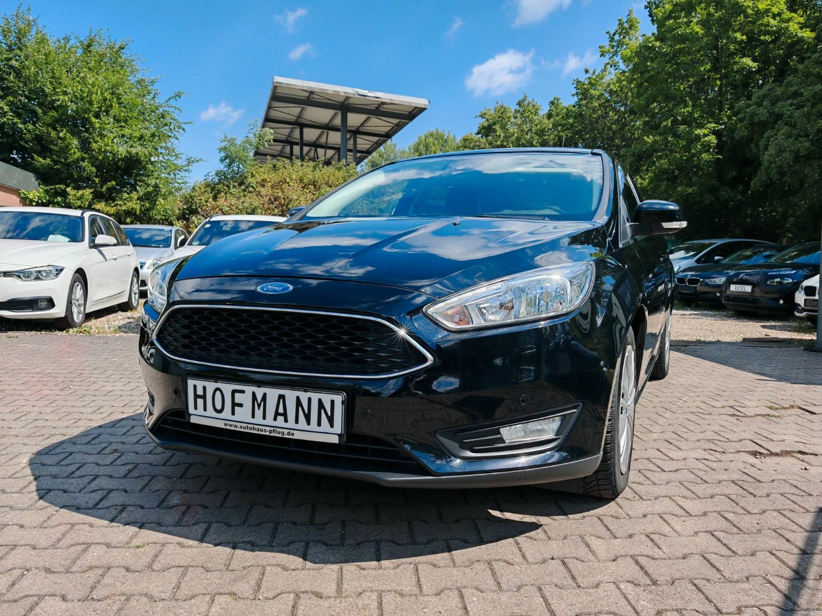 Ford Focus Turnier 1.5 TDCI 88 KW Navi PDC 2 Hand Top