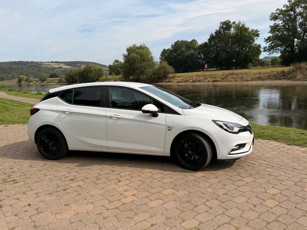 Image of Opel Astra