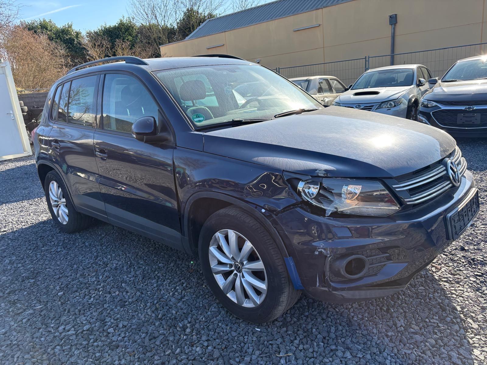 Volkswagen Tiguan 2.0 TDI 4Motion AUTOM LEDER PANO NAVI ALU