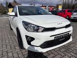 Kia Rio Edition 7 - Kia Rio: Edition 7