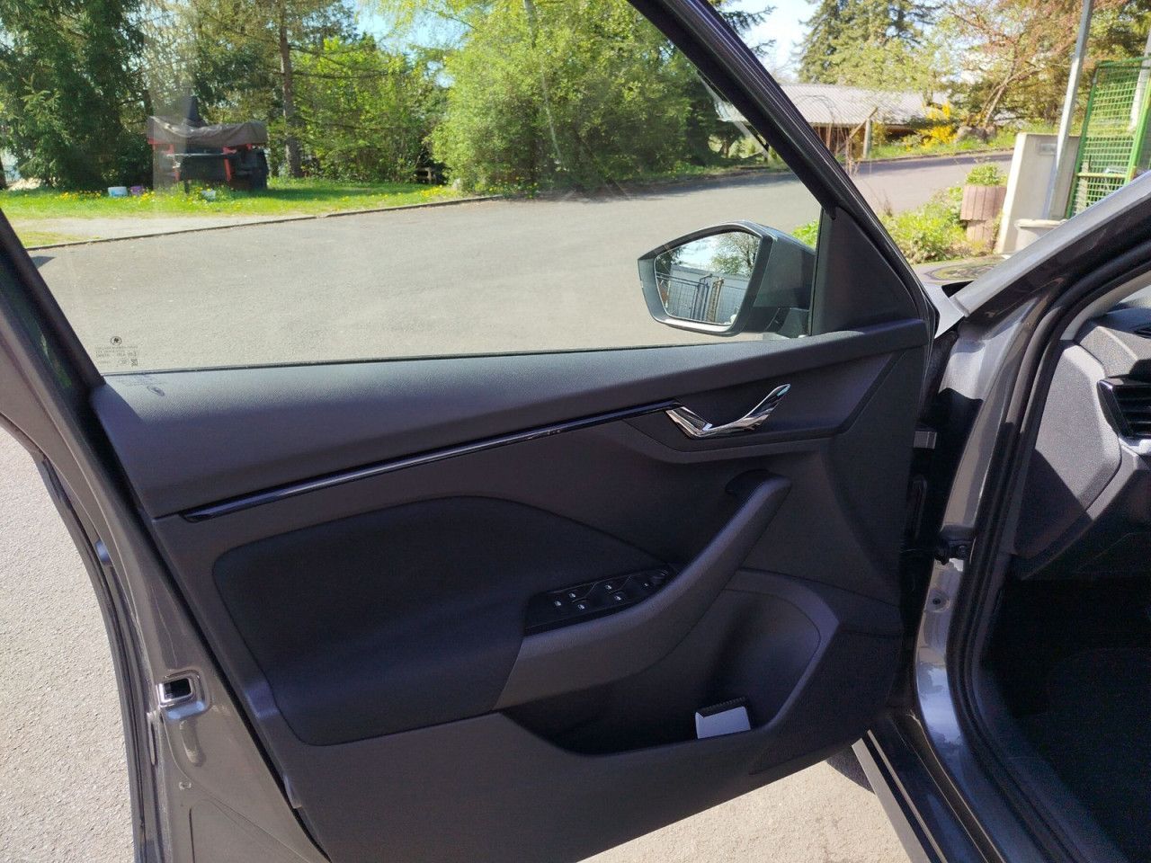 Fahrzeugabbildung SKODA Kamiq Selection S85/1.0 A7F