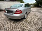 Mercedes-Benz CLK 3.2 GAS. benzin - Mercedes-Benz 320: Coupe