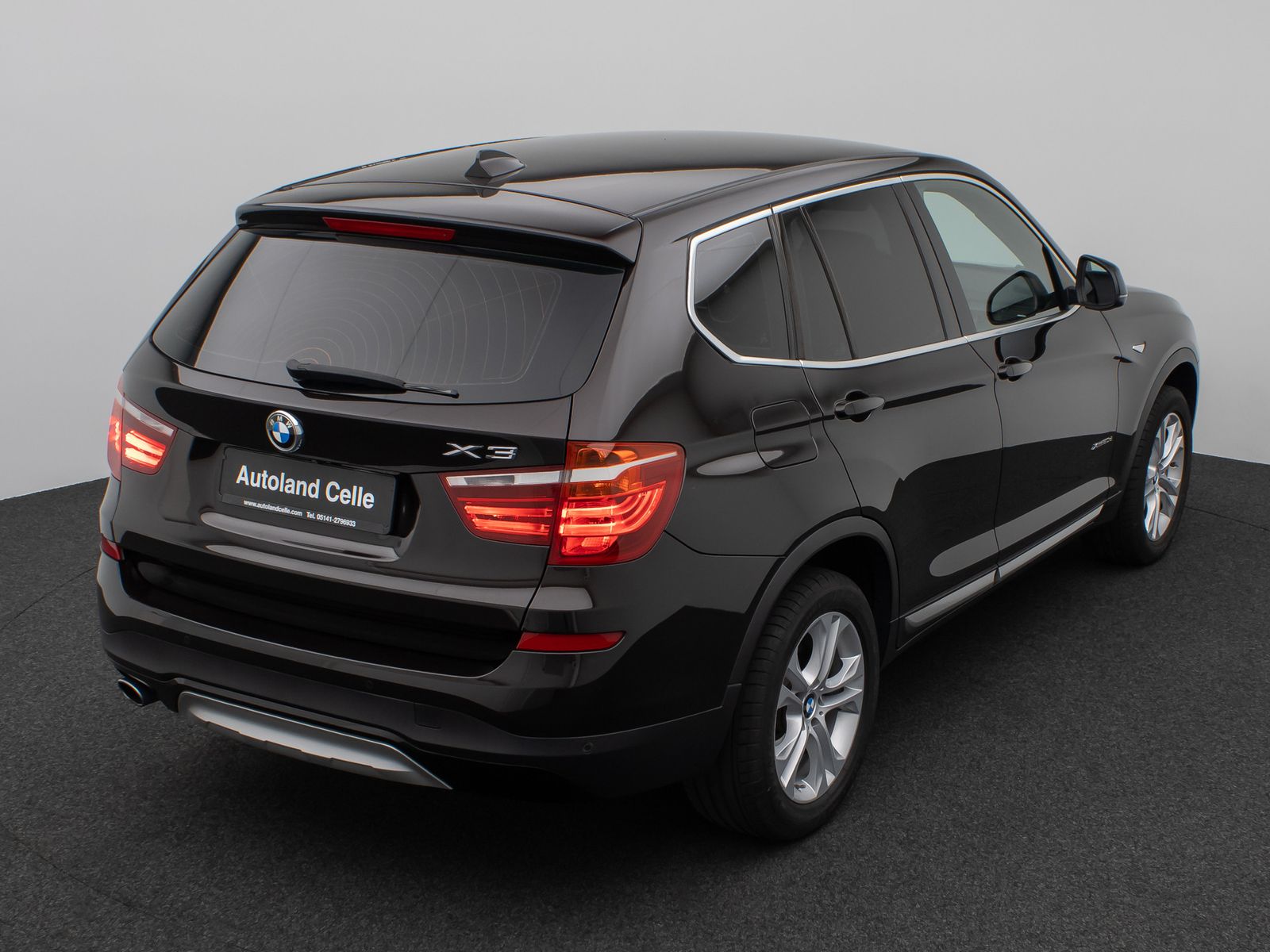 Fahrzeugabbildung BMW X3 xD20d xLine Kamera HUD HiFi Lenkrhz Stndhzg